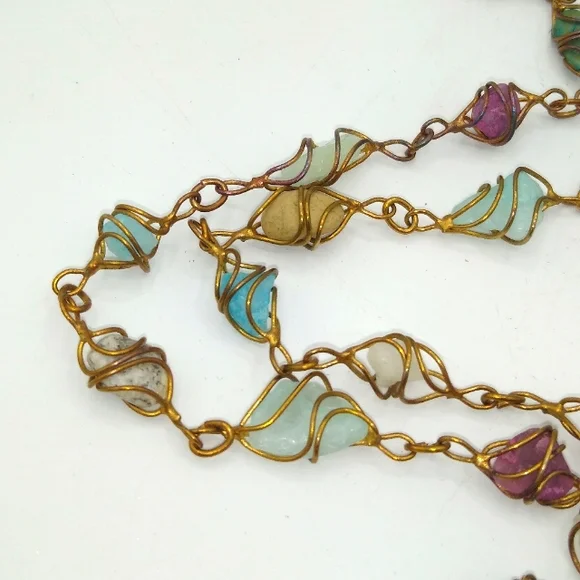 Vintage 1960s Artisan Handmade Wire Wrapped Semi Precious Stone Cage Necklace - Picture 5 of 7